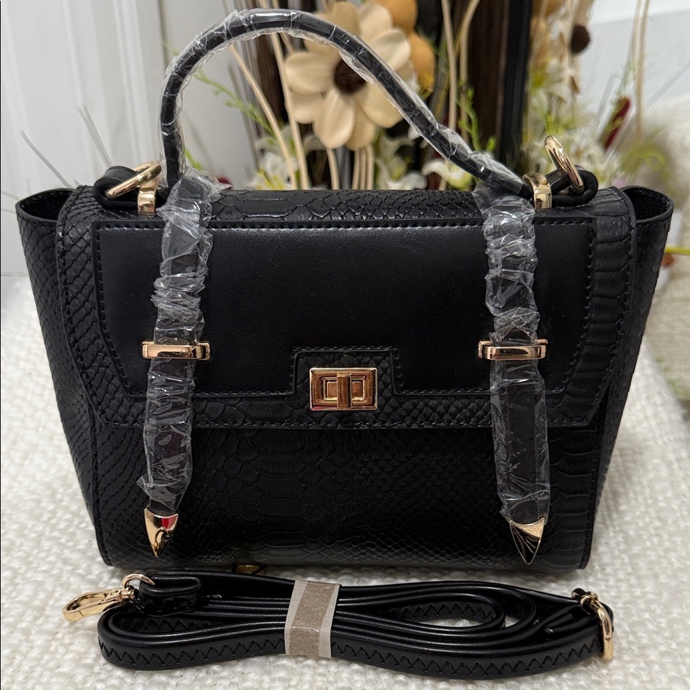 Nygard Elegant Black Handbag